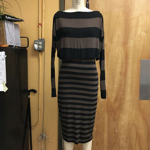 B44 ~ Bailey44 midi double layers dress Size S